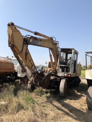 ขายรถขุดล้อยาง Hitachi เล่มทะเบียน ทำงานได้