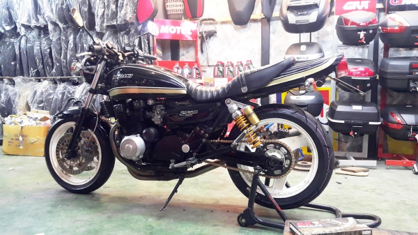 ขาย Kawasaki Zephyr400 ปี93 รถแท้ ทะเบียนแท้ กทม. โอนขนส่ง