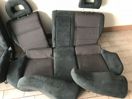 เบาะหน้าหลัง มิตซูซีเดียตัวนอกพร้อมเเผงประตูสวิตกระจกเก่าญี่ปุ่นเเท้สภาพดี