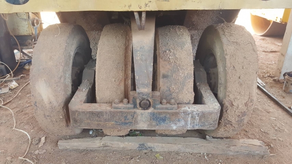 ขาย รถบดล้อยาง 9 ล้อ DYNAPAC CP20 เครื่องดี พร้อมใช้งาน เอกสารใบซื้อขาย ขาย รถบดล้อยาง 9 ล้อ DYNAPAC CP20 เครื่องดี พร้อมใช้งาน เอกสารใบซื้อขาย