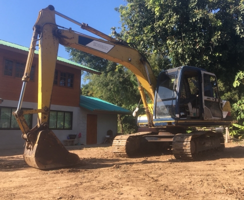 แบคโฮล KOBELCO SK120-3 รุ่นยอดนิยม บูมอาร์มสลักดีสวยไร้ที่ติ โซ่หนา ใบครบ ช่วงล่างเต็ม เครื่องดี ไฟฟ้ามี ทำงานเร็วมาก  มีคลิป  VDO กาาทำงานค่ะ