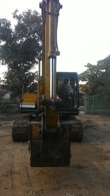 แบคโฮล KOBELCO SK120-3 รุ่นยอดนิยม บูมอาร์มสลักดีสวยไร้ที่ติ โซ่หนา ใบครบ ช่วงล่างเต็ม เครื่องดี ไฟฟ้ามี ทำงานเร็วมาก มีคลิป VDO กาาทำงานค่ะ แบคโฮล KOBELCO SK120-3 รุ่นยอดนิยม บูมอาร์มสลักดีสวยไร้ที่ติ โซ่หนา ใบครบ ช่วงล่างเต็ม เครื่องดี ไฟฟ้ามี ทำงานเร็วมาก มีคลิป VDO กาาทำงานค่ะ