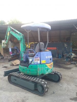 ส่งลูกค้าหนองจอกแล้ว รถแบคโฮ KOMATSU PC20 MR-1 รถเก่านอกพึ่งนำเข้ามา ยังไม่เคยใช้งานในไทย สภาพเดิมๆ เครื่องดี ปั๊มดี ระบบสมบูรณ์ คอนโทลสั้น ปั๊มนิ้ว ชม.การทำงาน 3,000+ ชม. สภาพพร้อมใช้งาน มีเอกสารใบอินวอยซ์