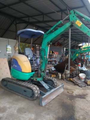 ส่งลูกค้าหนองจอกแล้ว รถแบคโฮ KOMATSU PC20 MR-1 รถเก่านอกพึ่งนำเข้ามา ยังไม่เคยใช้งานในไทย สภาพเดิมๆ เครื่องดี ปั๊มดี ระบบสมบูรณ์ คอนโทลสั้น ปั๊มนิ้ว ชม.การทำงาน 3,000+ ชม. สภาพพร้อมใช้งาน มีเอกสารใบอินวอยซ์