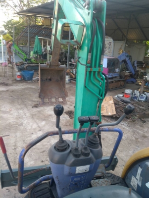 ส่งลูกค้าหนองจอกแล้ว รถแบคโฮ KOMATSU PC20 MR-1 รถเก่านอกพึ่งนำเข้ามา ยังไม่เคยใช้งานในไทย สภาพเดิมๆ เครื่องดี ปั๊มดี ระบบสมบูรณ์ คอนโทลสั้น ปั๊มนิ้ว ชม.การทำงาน 3,000+ ชม. สภาพพร้อมใช้งาน มีเอกสารใบอินวอยซ์