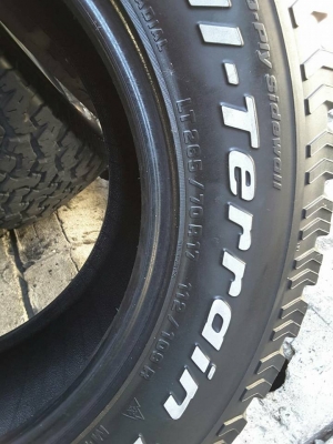 BF KO1 USA. 265-70-17 ปลายปี13 สภาพสวยๆ 1ชุด BF KO1 USA. 265-70-17 ปลายปี13 สภาพสวยๆ 1ชุด