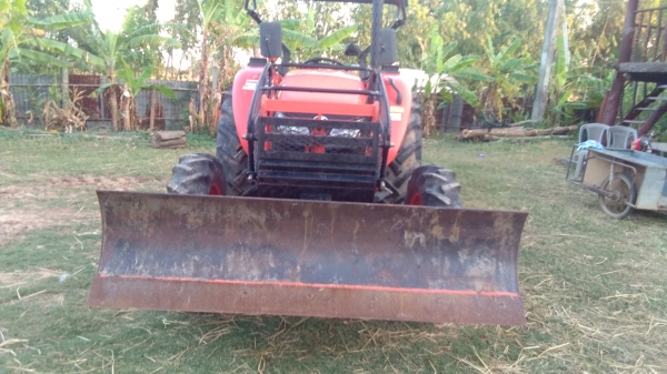 ขายด่วน M6040 สภาพสวย พร้อมอุปกรณ์  รถปี 55