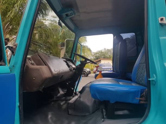 10ล้อท้ายลาด HINO F17 รถสภาพสวยๆ พร้อมใช้งาน เครื่องดี คัทซีสวย ราคาต่อรองได้ 0872976734