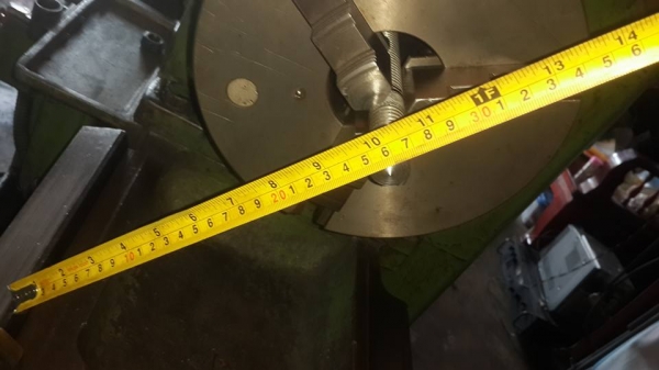 เครื่องกลึง mazak 7 ฟุต พร้อมชุดกลึงเรียว พร้อมใช้ 95000 บาท
