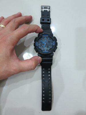 ลดพิเศษ-นาฬิกา CASIO G-shock รุ่น GA-100-1A2 ของแท้ สีดำน้ำเงิน มือสอง สภาพใหม่ ส่งฟรี ลดพิเศษ-นาฬิกา CASIO G-shock รุ่น GA-100-1A2 ของแท้ สีดำน้ำเงิน มือสอง สภาพใหม่ ส่งฟรี