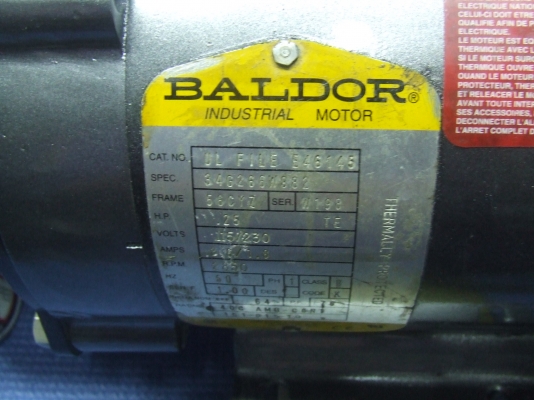 ขายปั้มเคมีของเหลวหัวแสตนเรท  ขับเครื่อนใบพัดด้วยแม่เหล็ก1 แรง USA