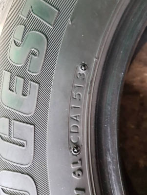 205/70R15 BRIDGESTONE DURAVIS R611 ชุด 4 เส้น โทร.081-427-3941 ไอดีไลน์ 0814273941