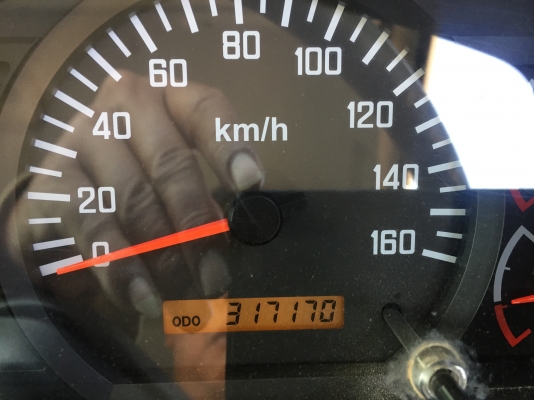 360ปี56 ไม่ดั๊มพ์กระบะสามมิตร สภาพสวยสีเดิมๆจากห้าง ใส่ของได้32ตัน600