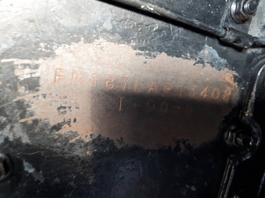 Hino F18 เครื่อง HO7C-185 แรง 2 เพลา 6 เกียร์เดินหน้า ยางดี สโลด์พร้อม ทะเบียนพร้อม