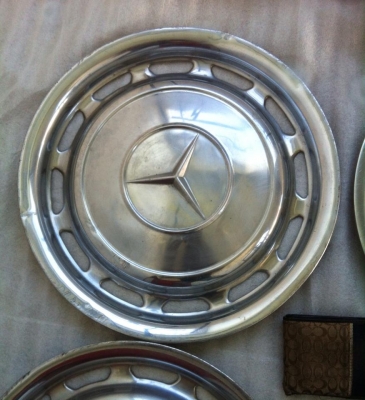 ฝาล้อ benz 14