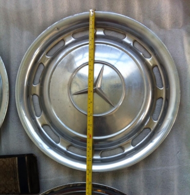 ฝาล้อ benz 14