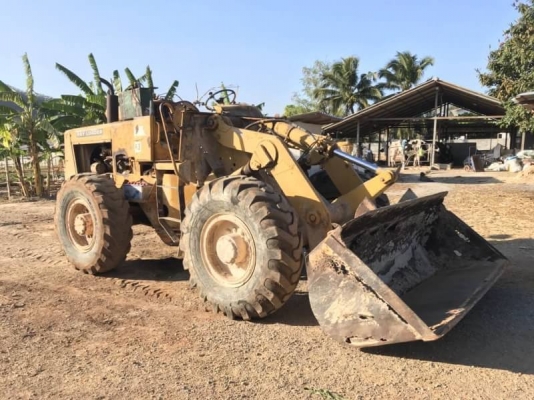 ขาย 199,000 รถตักล้อยาง KOMATSU JH 63 เอวอ่อน (เดินหน้าได้-แต้ถอยไม่ได้) เครื่องดี ปั้มแรง เอกสารชื้อขาย รถอยู่ โคราช 090-772-3710 090-772-3708