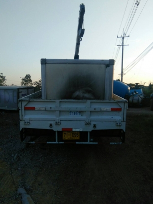 จัดส่งตู้บรรทุก สินค้า สแตนเลส ให้ลูกค้าจาก บางแสน ชลบุรีครับ ลูกค้านำไปแช่ กุ้ง แช่ปลาครับ ขอบคุณครับ