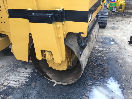 รถบดbomag bw121ac3.5ตัน เก่าญี่ปุ่นไม่เคยใช้ในไทย รถบดbomag bw121ac3.5ตัน เก่าญี่ปุ่นไม่เคยใช้ในไทย