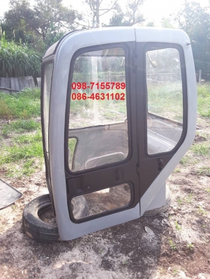 ขาย!! >>> Komatsu Pc30 รุ่น 7 พร้อมใช้งาน มีหัวเก๋งขายแยก <<< เบอร์ติดต่อ 098-7155789 086-4631102