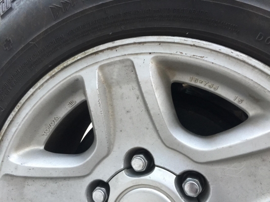 ขายล้อLandCruiser Prado 5ก้าน ขอบ16x7 สภาพสวย สีเดิมๆ 4วง