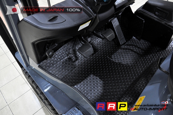 ขายรถโฟล์คลิฟท์มือสอง TOYOTA รุ่น 8FD18-12847 นำเข้าจากประเทศญี่ปุ่น 100\% ไม่เคยใช้งานในไทย