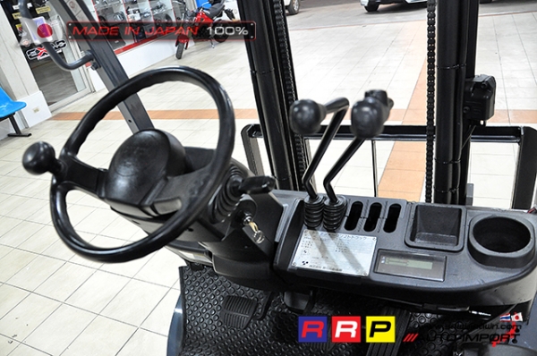 ขายรถโฟล์คลิฟท์มือสอง TOYOTA รุ่น 8FD18-12847 นำเข้าจากประเทศญี่ปุ่น 100\% ไม่เคยใช้งานในไทย