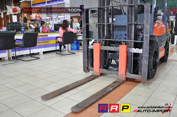 ขายรถโฟล์คลิฟท์มือสอง TOYOTA รุ่น 6FD30-10209 นำเข้าจากประเทศญี่ปุ่น 100\% ไม่เคยใช้งานในไทย ขายรถโฟล์คลิฟท์มือสอง TOYOTA รุ่น 6FD30-10209 นำเข้าจากประเทศญี่ปุ่น 100\% ไม่เคยใช้งานในไทย