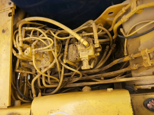 ขออนุญาตขายSK100มาคทรี ไฟฟ้าครบเอกสารใบซื้อขายพร้อมใช้งานทุกรบบช่วงล่างเต็ม ใบแทรค70 เอวแน่นเครื่องปั้มดีราคา880000บาทสนใจติดต่อ 081-989-1989หรั่งครับ ขออนุญาตขายSK100มาคทรี ไฟฟ้าครบเอกสารใบซื้อขายพร้อมใช้งานทุกรบบช่วงล่างเต็ม ใบแทรค70 เอวแน่นเครื่องปั้มดีราคา880000บาทสนใจติดต่อ 081-989-1989หรั่งครับ