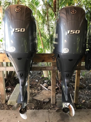 เครื่องเรือYamaha 150 HP สภาพใหม่มากๆ