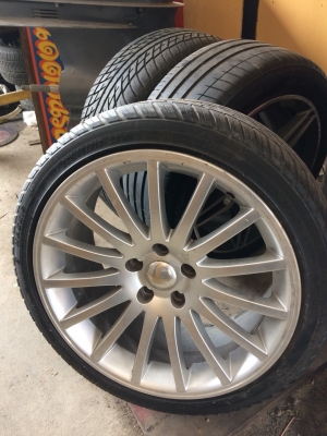 ล้อแม๊กขอบ18พร้อมยาง ล้อแม๊กขอบ18พร้อมยาง