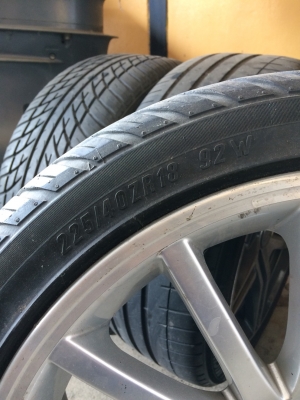 ล้อแม๊กขอบ18พร้อมยาง ล้อแม๊กขอบ18พร้อมยาง