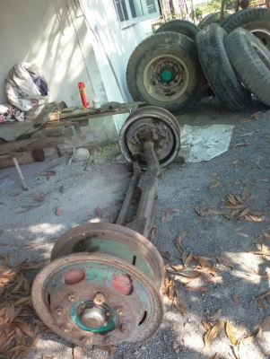 ขายคานหน้าฮีโนFM18เพราดีบูดแน้นพร้อมไช้งานราคา17000บาท ขายคานหน้าฮีโนFM18เพราดีบูดแน้นพร้อมไช้งานราคา17000บาท