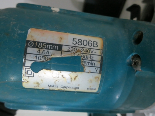 เลื่อย 7 นิ้ว Makita ของแท้ รุ่น 5806B พร้อมใบเลื่อย สภาพดี พร้อมใช้งาน เลื่อย 7 นิ้ว Makita ของแท้ รุ่น 5806B พร้อมใบเลื่อย สภาพดี พร้อมใช้งาน