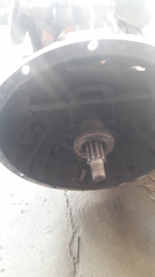 เกียร์ 6ล้อ 10ล้อ  6เกียร์ อีซูสุ  มีแก้มเกียร์ฝากด้วย พร้อมปั้ม