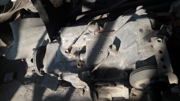 เกียร์ 6ล้อ 10ล้อ  6เกียร์ อีซูสุ  มีแก้มเกียร์ฝากด้วย พร้อมปั้ม