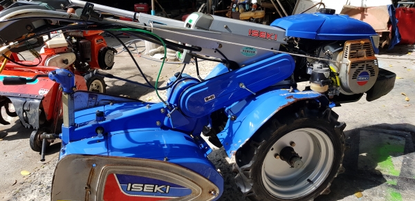 ปิดการขาย วันจันจัดส่งสุราษครับ รถพรวนดิน 6 แรง เบนชิล ใบตีดินเต็มๆๆ พร้อมใช้งาน รหัสสินค้า H2 - 18 ปิดการขาย วันจันจัดส่งสุราษครับ รถพรวนดิน 6 แรง เบนชิล ใบตีดินเต็มๆๆ พร้อมใช้งาน รหัสสินค้า H2 - 18