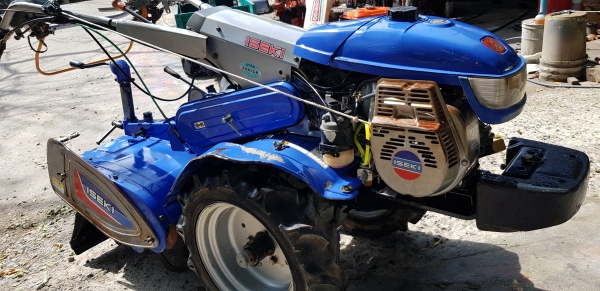 ปิดการขาย วันจันจัดส่งสุราษครับ รถพรวนดิน 6 แรง เบนชิล ใบตีดินเต็มๆๆ พร้อมใช้งาน รหัสสินค้า H2 - 18