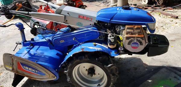 ปิดการขาย วันจันจัดส่งสุราษครับ รถพรวนดิน 6 แรง เบนชิล ใบตีดินเต็มๆๆ พร้อมใช้งาน รหัสสินค้า H2 - 18 ปิดการขาย วันจันจัดส่งสุราษครับ รถพรวนดิน 6 แรง เบนชิล ใบตีดินเต็มๆๆ พร้อมใช้งาน รหัสสินค้า H2 - 18