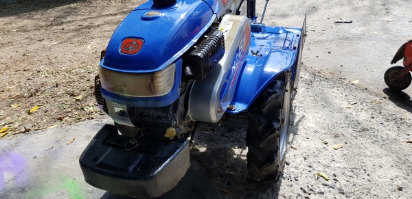 ปิดการขาย วันจันจัดส่งสุราษครับ รถพรวนดิน 6 แรง เบนชิล ใบตีดินเต็มๆๆ พร้อมใช้งาน รหัสสินค้า H2 - 18 ปิดการขาย วันจันจัดส่งสุราษครับ รถพรวนดิน 6 แรง เบนชิล ใบตีดินเต็มๆๆ พร้อมใช้งาน รหัสสินค้า H2 - 18