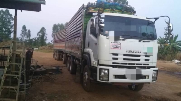 ขาย 2,350,000 ISUZU 360 แรง ปี 54 กะบะต่ออู่ฮวด.แม่ยาว6.30ม. ลูกยาว7.0 ม.รถหัวเดิมบางยางดีคัดซีสวย พร้อมใช้งานรถอยู่ ปราจีนบุรี 090-772-3710 090-772-3708