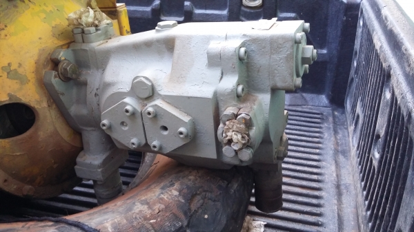 ขายคับ เครื่องพร้อมปั้ม ( ใส่กับ รุ่น 60 คับ ) ขายคับ เครื่องพร้อมปั้ม ( ใส่กับ รุ่น 60 คับ )