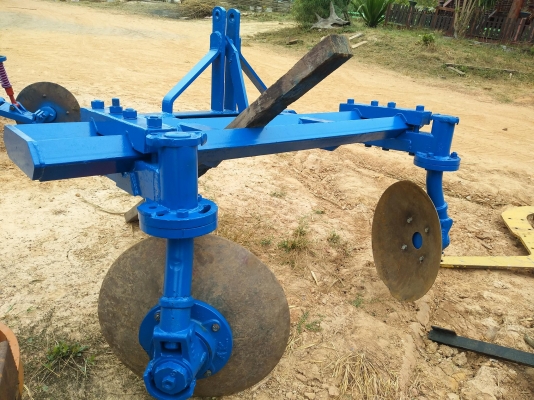 ขายยกร่องรถไถฟอร์ด