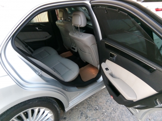 BENZ E250 CGI ปี2012 เครื่อง1800 รถเดิมสวยๆไม่เคยทำสี (มือหนึ่งป้ายแดง ) สภาพดีพร้อมใช้งาน