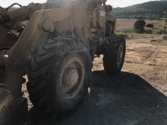 ขาย 199,000 บาท KOMATSU JH63 เอวอ่อน (เดินหน้าได้-แต้ถอยไม่ได้) เครื่องดี ปั้มแรง เอกสารชื้อขาย  รถอยู่ โคราช โทร 0610710295