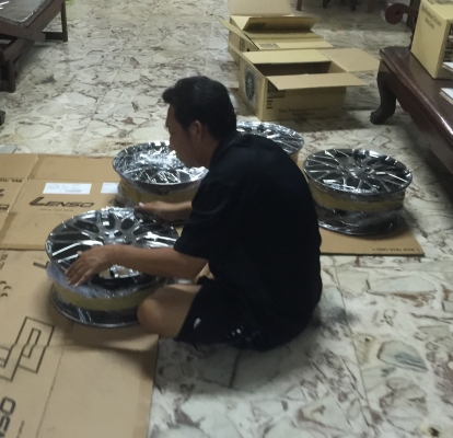 ขายล้อแม็กซ์ MUGEN ขอบ 16" กว้าง 6.5" PCD. 55 โครเมี่ยม ขายล้อแม็กซ์ MUGEN ขอบ 16" กว้าง 6.5" PCD. 55 โครเมี่ยม