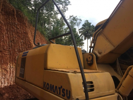 KOMATSU PC200-7 เอกสารเล่ม ราคา 1,050,000 รถสงขลา