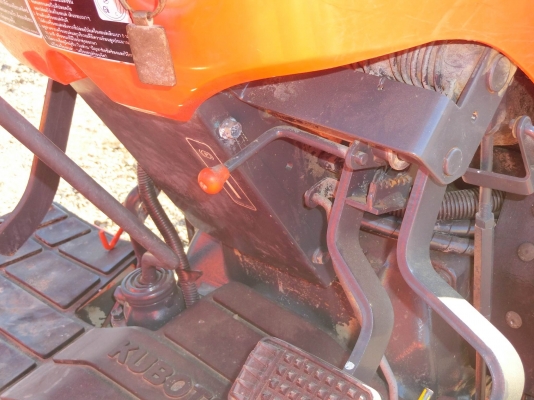 L4708 รถสวย พร้อมใช้งานคะ ทำงาน 1293ชม มีเล่มทะเบียนพร้อมโอน ราคา420000฿ต่อรองได้คะ สนใจติดต่อสอบถาม0906910337 พิกัด!!ร้านส.เจริญแทรกเตอร์ พิษณุโลก