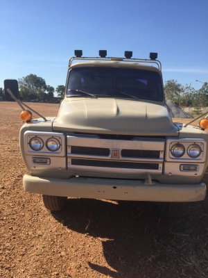 ขาย หน้ายาว  185  แรง  บรรทุกน้ำ 5,000 ลิตร  รถสวยๆ  ตามภาพ  ราคา  350,000  บาท