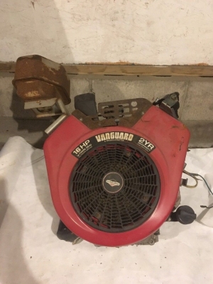 ขายเครื่อง BRIGGSS&amp;STATON 16 HP มือสองสภาพ พร้อมใช้